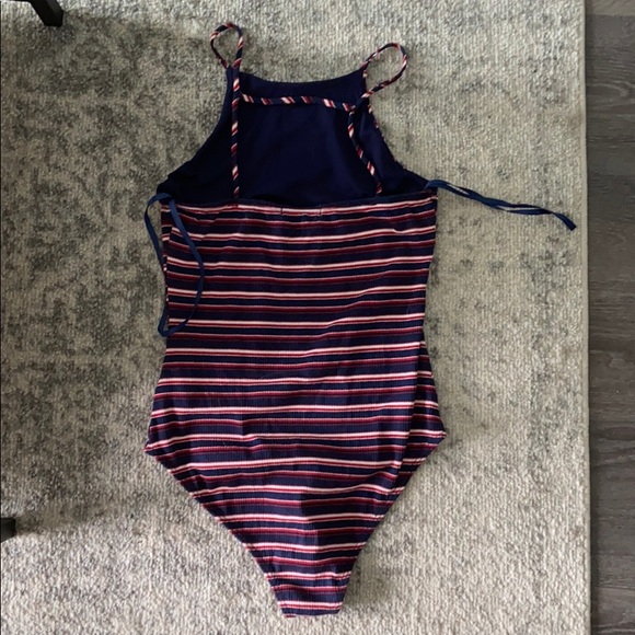 Striped bodysuit - Picture 2 of 2